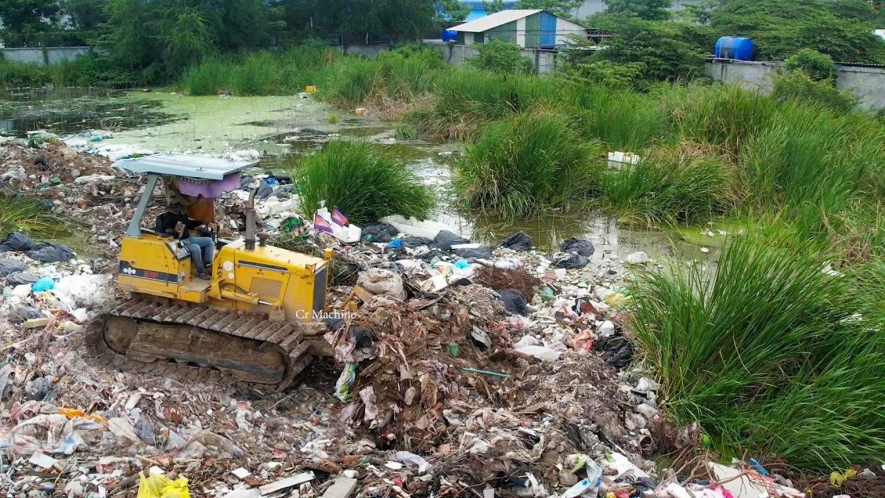 Amazing Update Actions!! Delete Garbage Dump Huge Size By Dozer D31p Clear, Pushing Trash Into Water