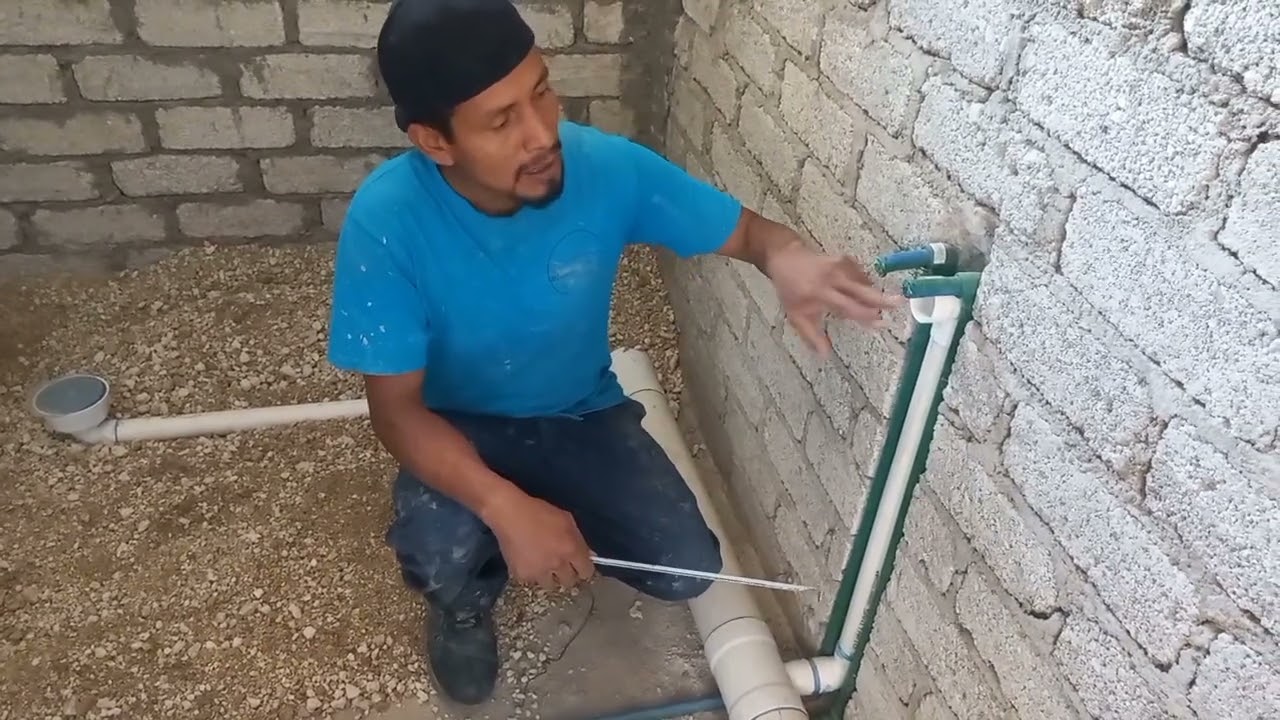 medidas de tuberías para un baño y que altura va.