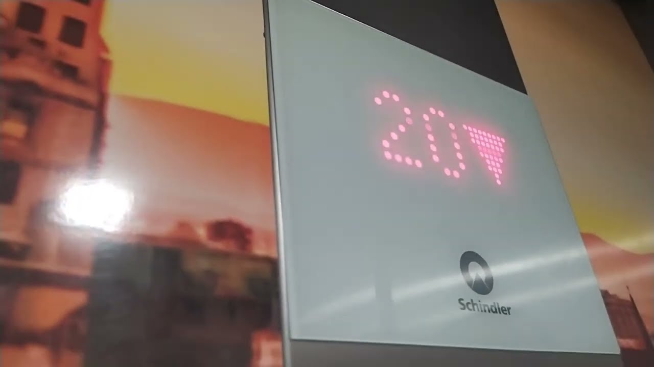 ¡Mi primer 5500! Ascensor Schindler 5500 MRL del 2019 en el hotel Riu Plaza España, Madrid, España