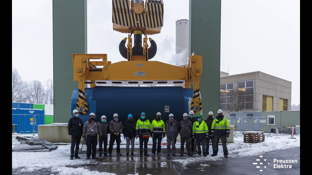 Letzte Beladung eines CASTOR-Behälters im Kernkraftwerk Grafenrheinfeld