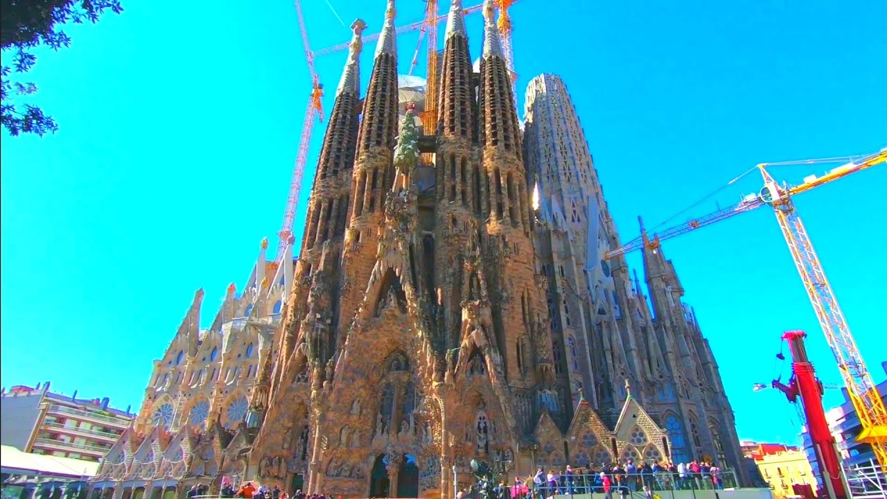 Barcelona walk, from Guinardo to Sagrada Familia through Avenida de Gaudi