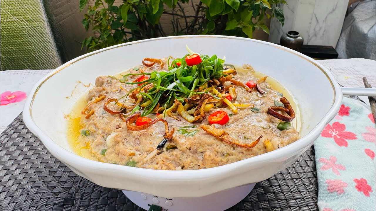 Steam minced beef with CITRUSY dried mandarin orange peel/ 陳皮牛肉餅蒸大頭菜