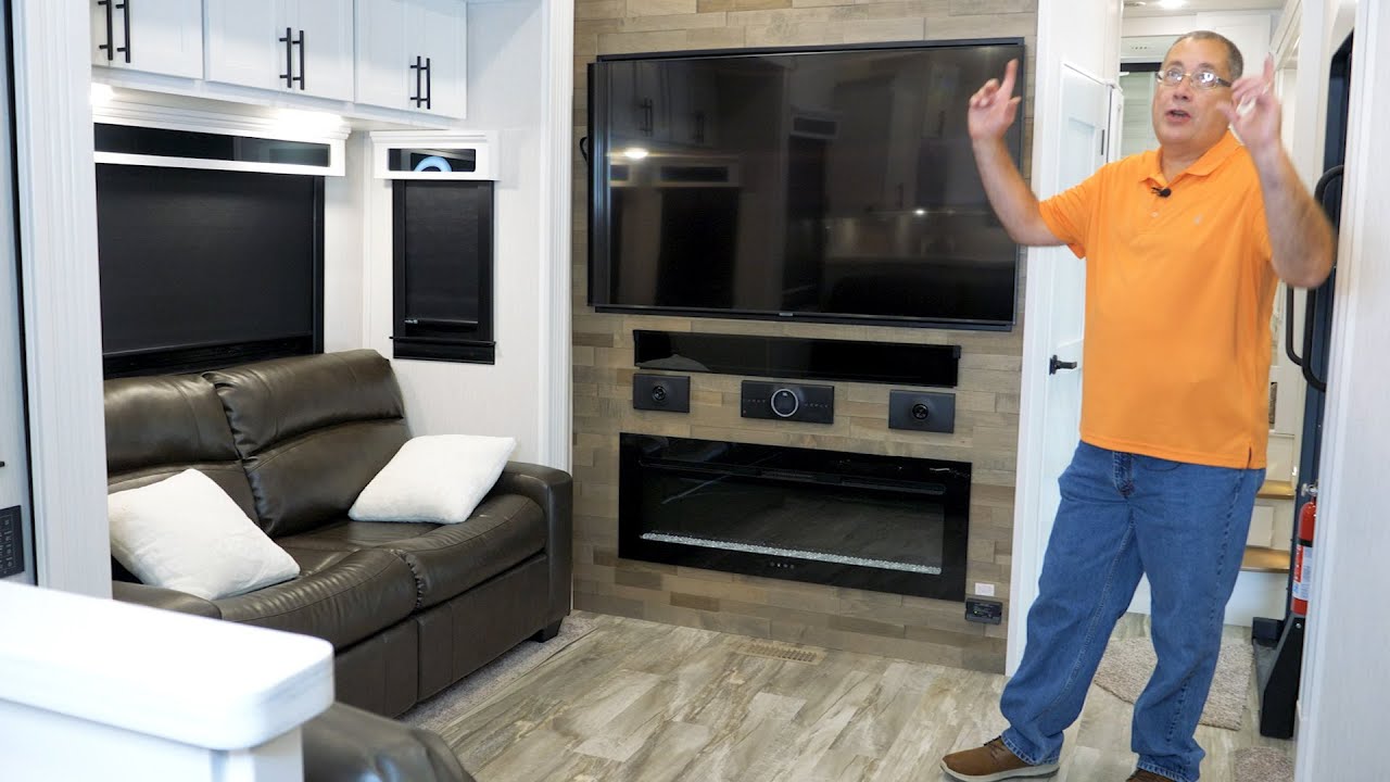 2021 Riverstone Legacy 39RKFB Luxury Fifth Wheel Walkthrough
