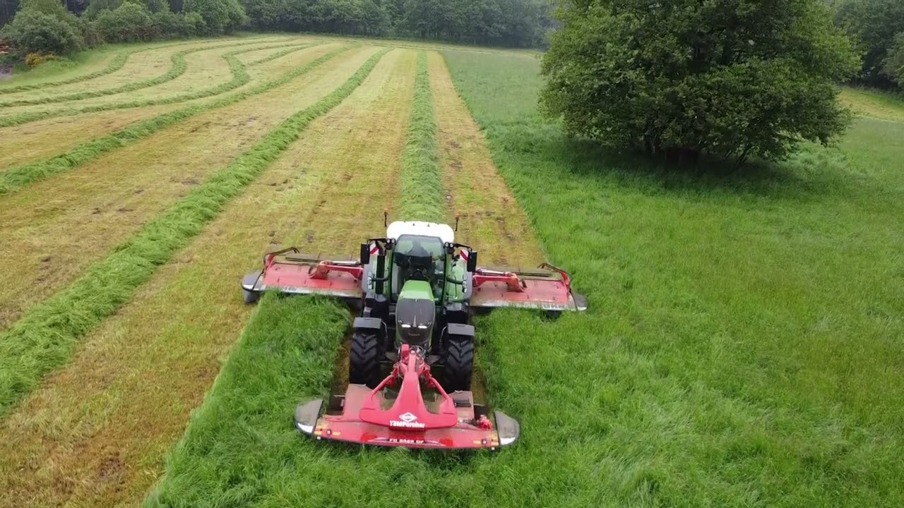 Fauchage 2024 avec un Fendt 728 Vario Gen7 avec l'ETA Peyraud