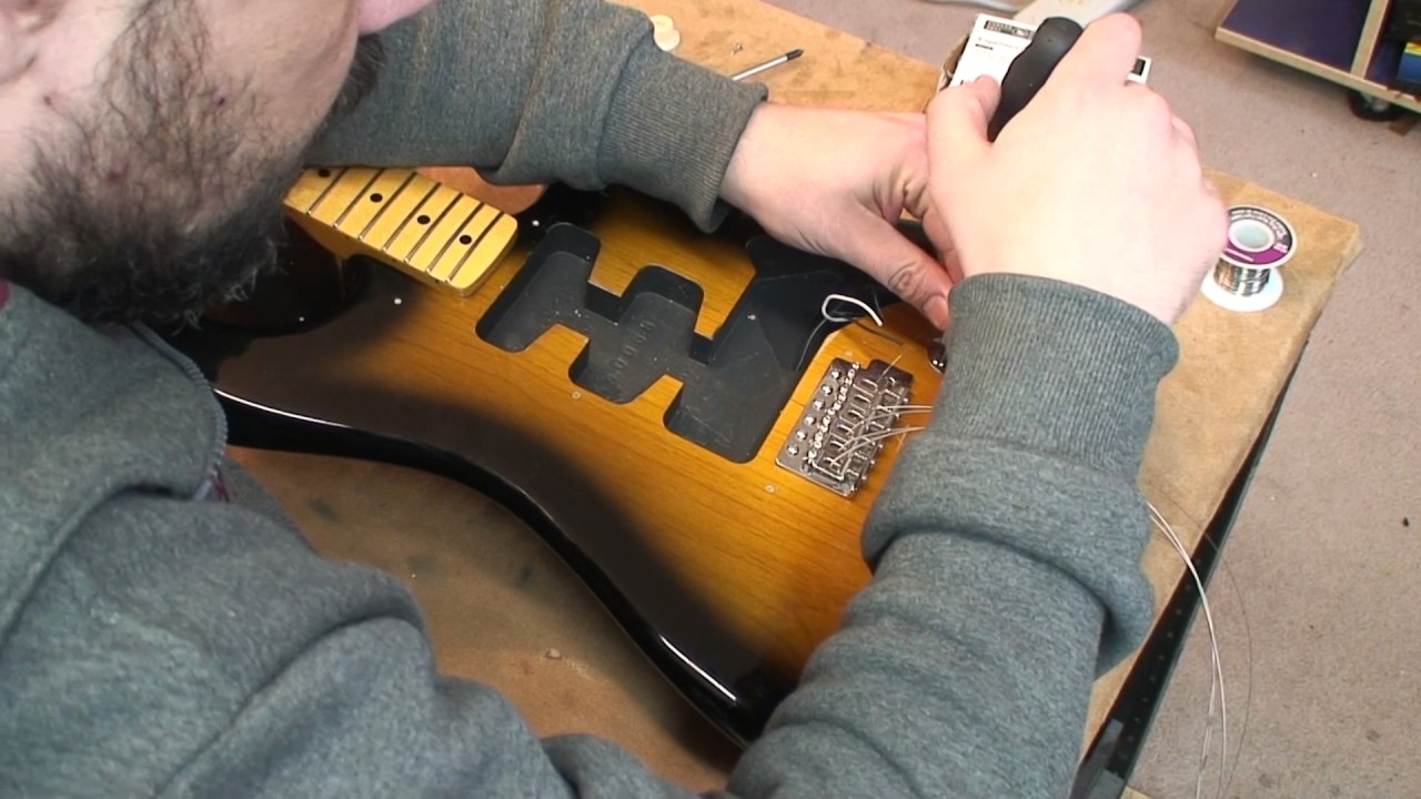 2009 Squier Classic Vibe 50's Strat: Goes From Awful To Amazing
