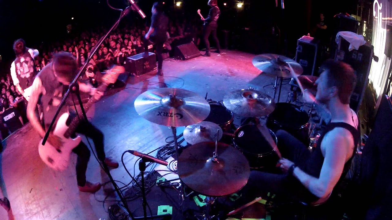 Brent Taddie - Crown the Empire - Memories of a Broken Heart (Live)