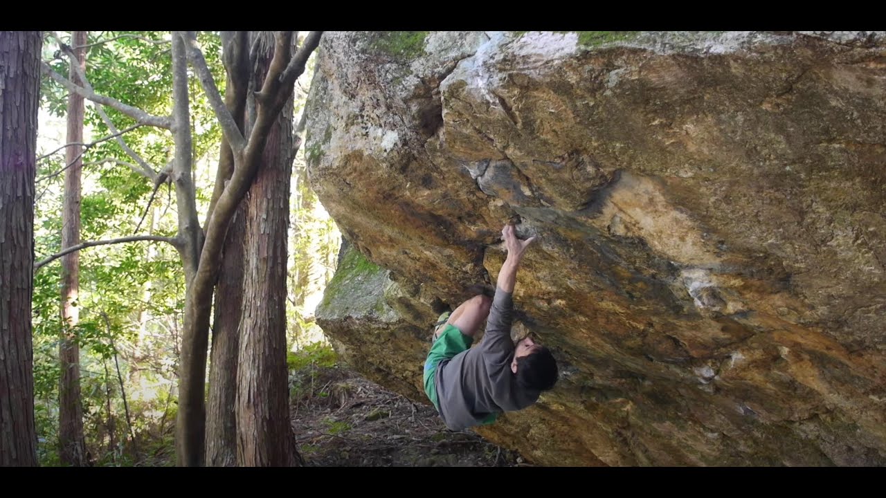 Toshi Takeuchi V15 First Ascents in Japan