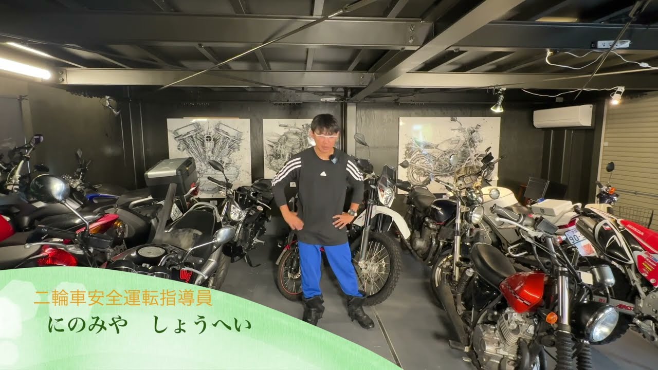立ちゴケ女子の原因は足のつかないバイクに無理して乗るから