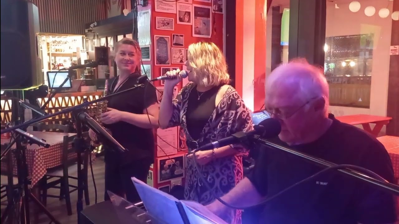 Sujo and Storm – Baker Street (Gerry Rafferty Cover) Live at Tapas & Oysters, Knysna