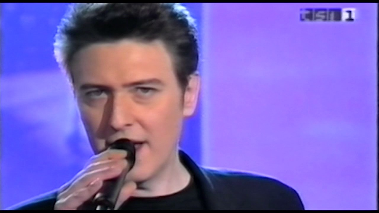 GARBO - NIENTE DI PIU' - tratto dall'album BLU (2002)