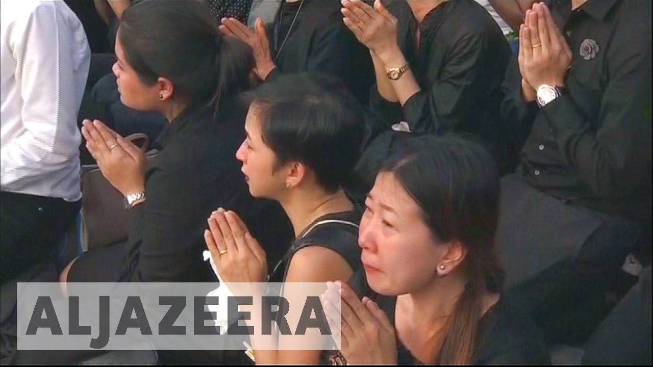 Thais begin year of mourning over King’s death