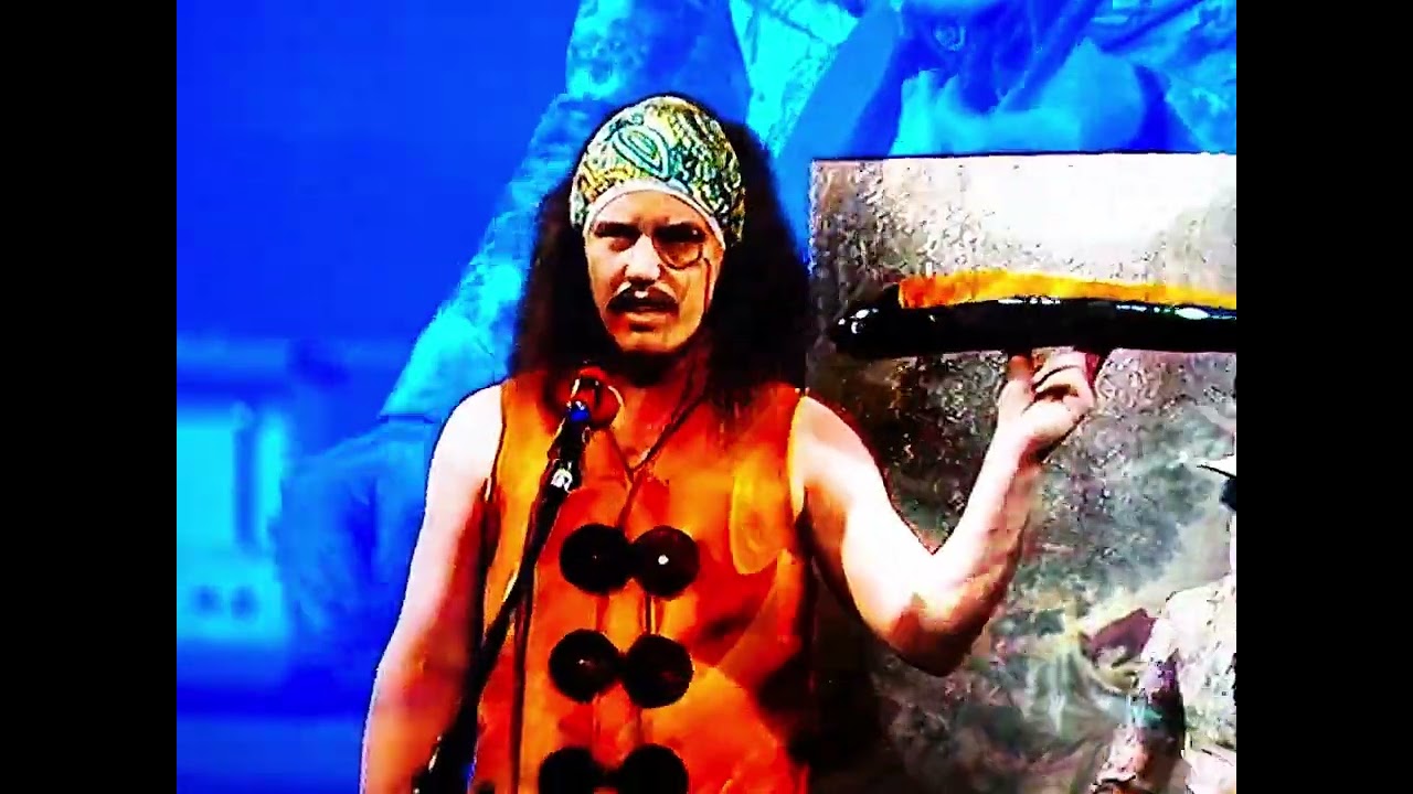 Captain Beefheart - 'Mascara Snake Bass Solo' 1972 (Beat Club - German TV)