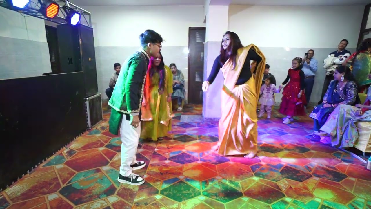 Vibes of Mehendi program in Wedding