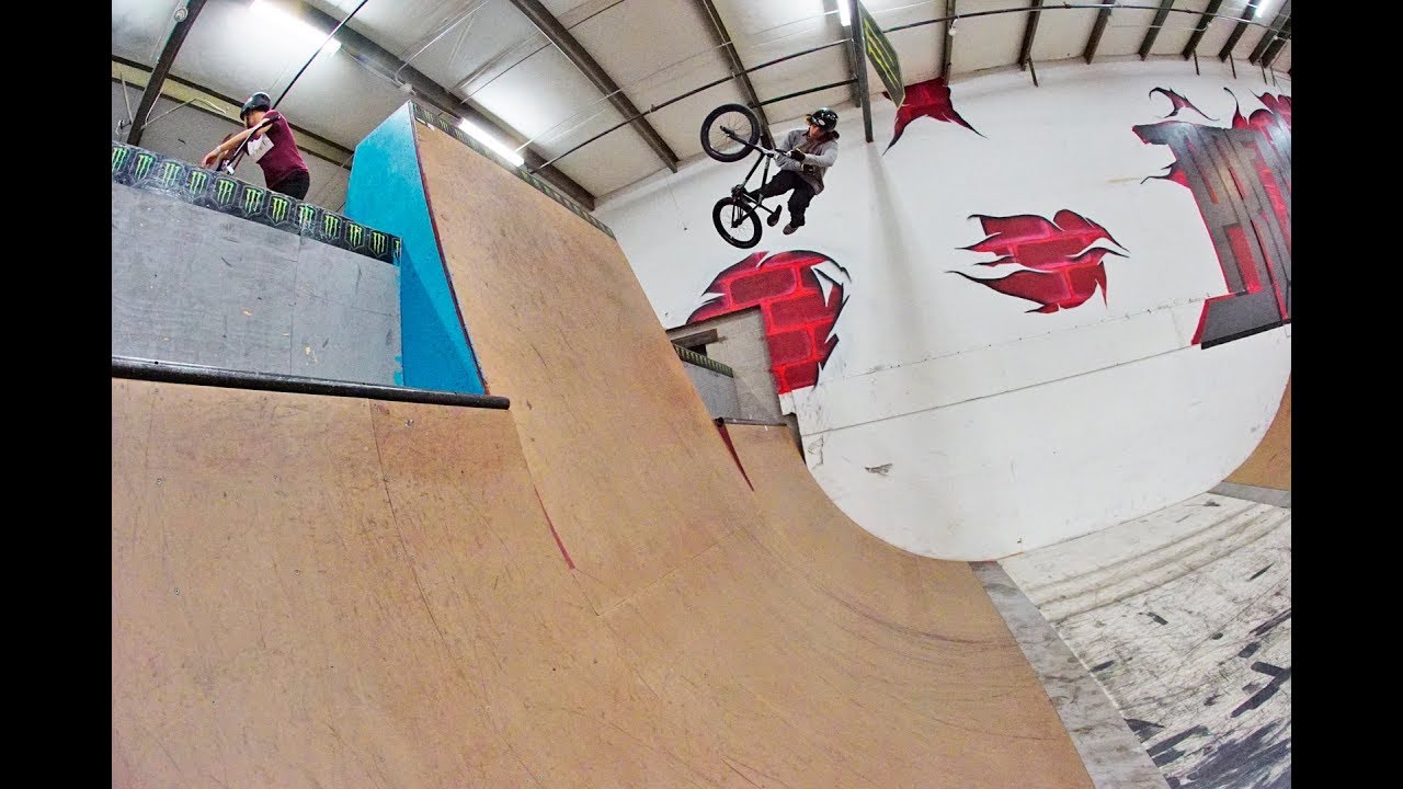 CRAZY BMX CONTEST **Worlds First**