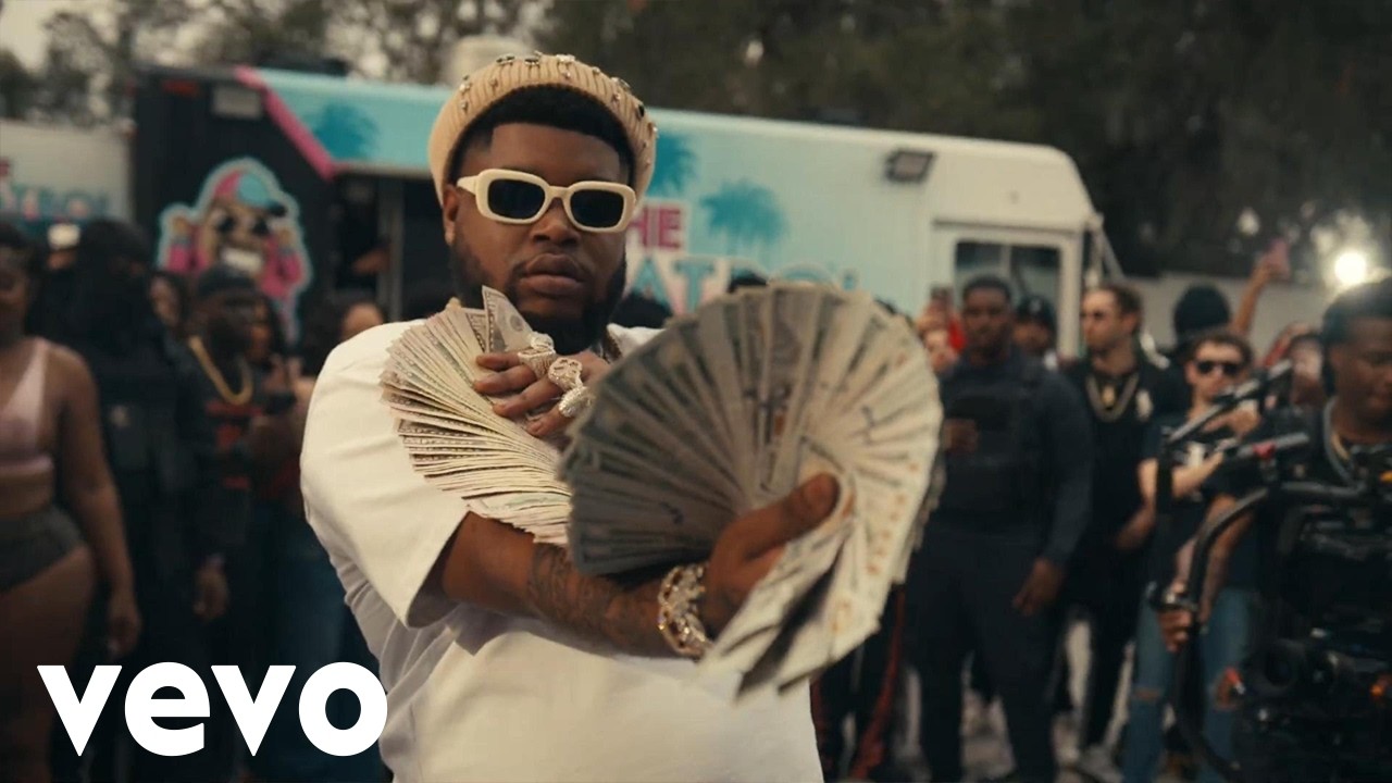 Icewear Vezzo – “Chasin Chicken” ft. Bossman Dlow (Official Music Video)