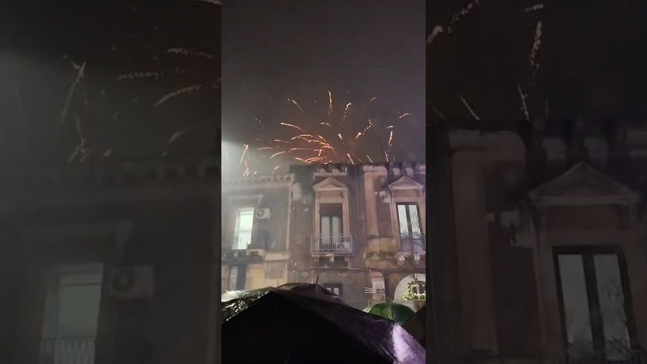 Catania 4 Febbraio S Agata 2026 Sosta in Via Plebiscito e spettacolo pirotecnico 