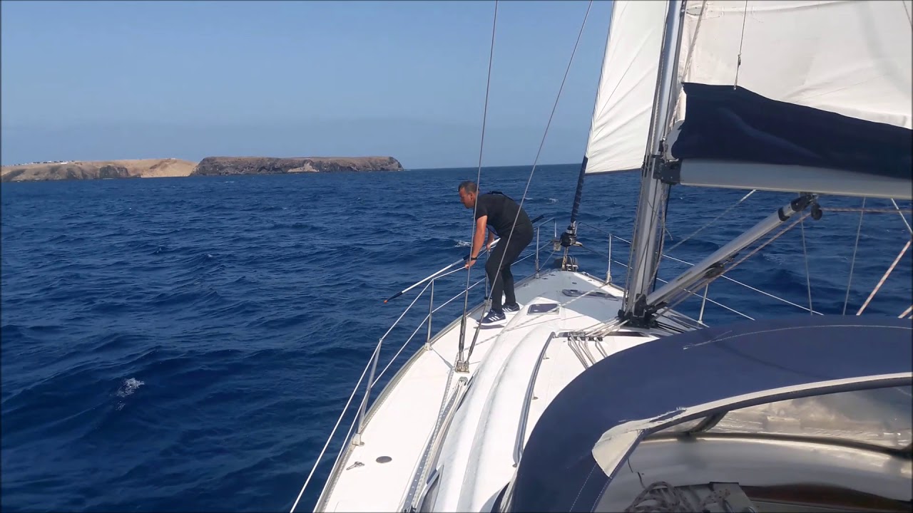 COMO HACER LA MANIOBRA DEL OCHO, O HOMBRE AL AGUA EN VELERO.