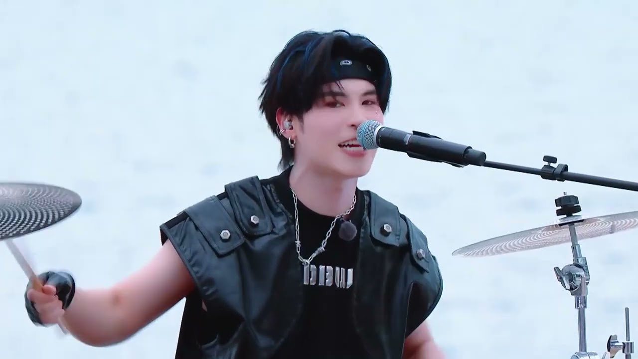 Bad Boy performance Yi and Cheetah