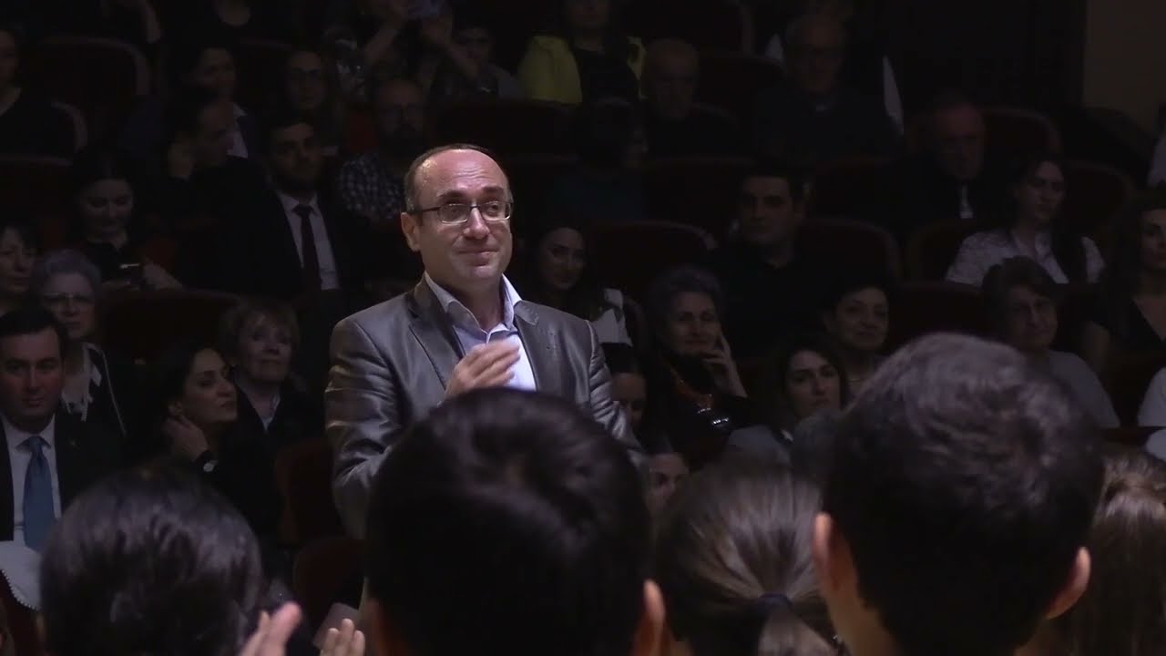 9 ԱՎԱԳ ԵՐԳՉԱԽՈՒՄԲ