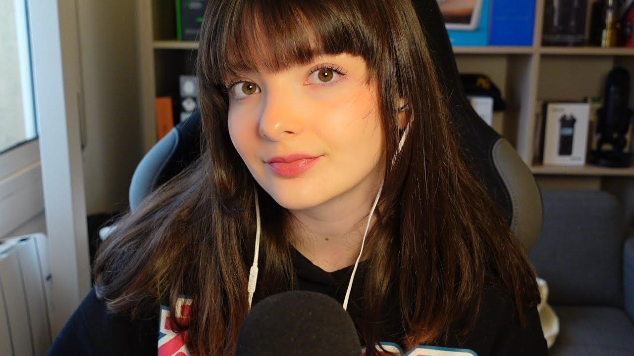 Hablando de cosas random en ASMR❤