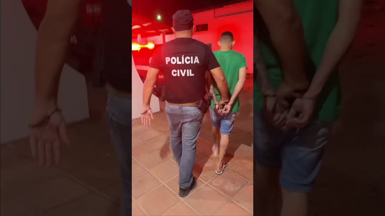 Homem &eacute; preso em Acara&uacute; por tr&aacute;fico enquanto cortava o cabelo