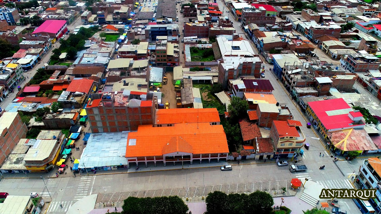 Plaza de Armas de Carhuaz-Drone 4K