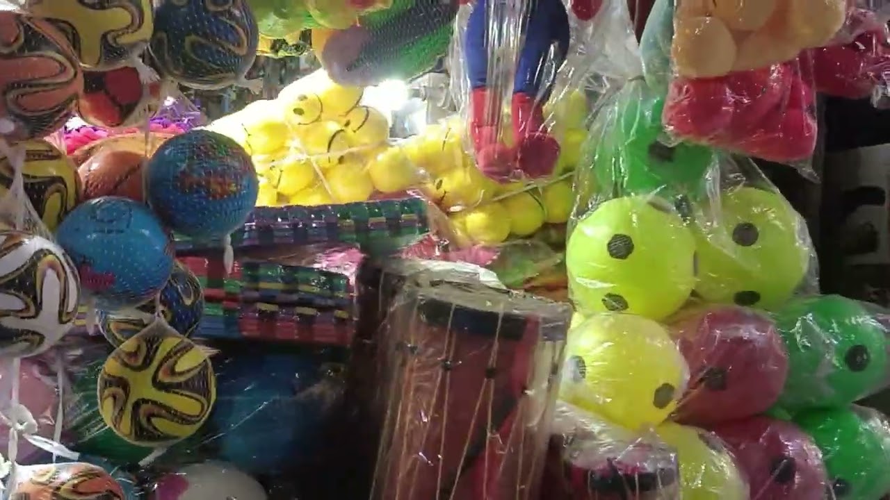 മിഠായിത്തെരുവ് 🥰#shopping#streetfood #streetshopping #viral#youtube #food #fashion #happy #youtuber 