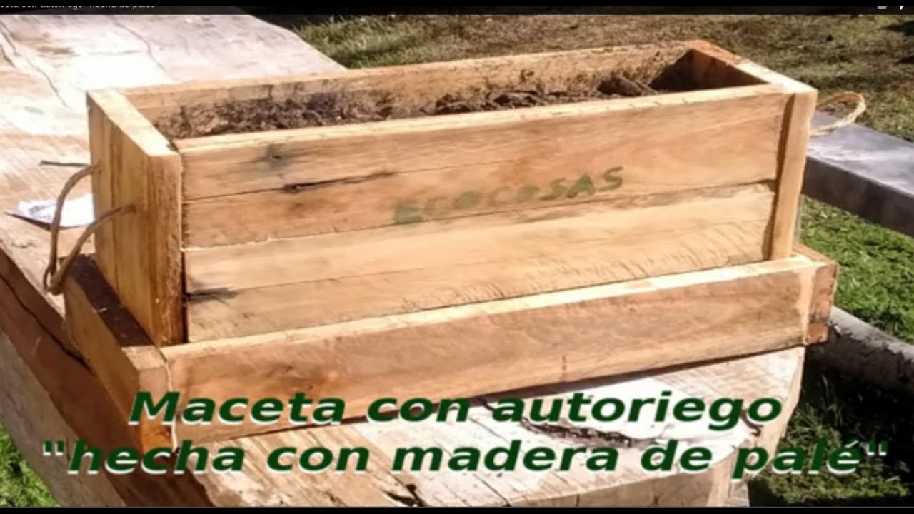 Maceta con autorriego 