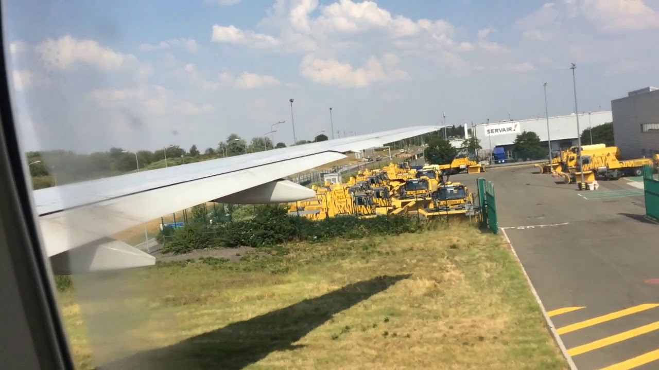 Air France Flight 26 takeoff from Charles de Gaulle International Airport