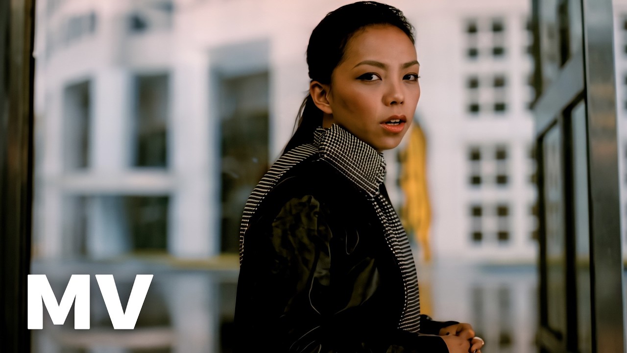 張惠妹 A-Mei - 趁早 官方MV (Official Music Video)