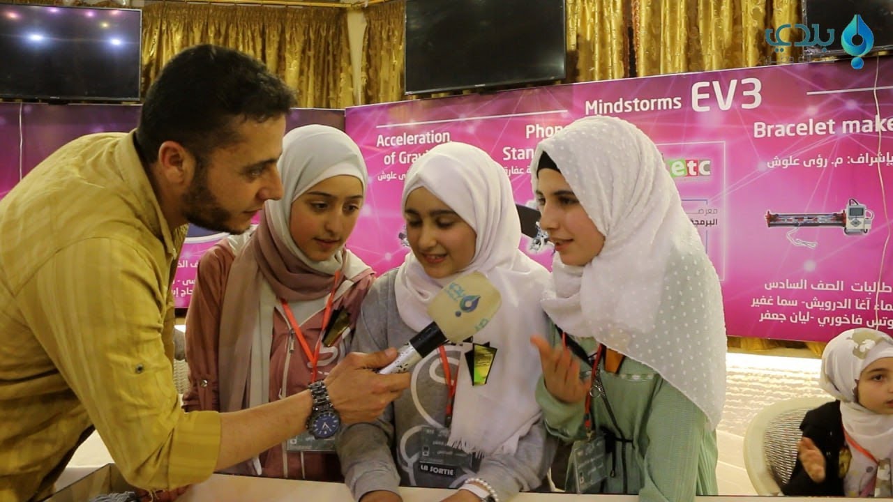 مهارات غير تقليدية لتلاميذ من كافة المستويات.. معرض الروبوت والبرمجة في مدينة إدلب