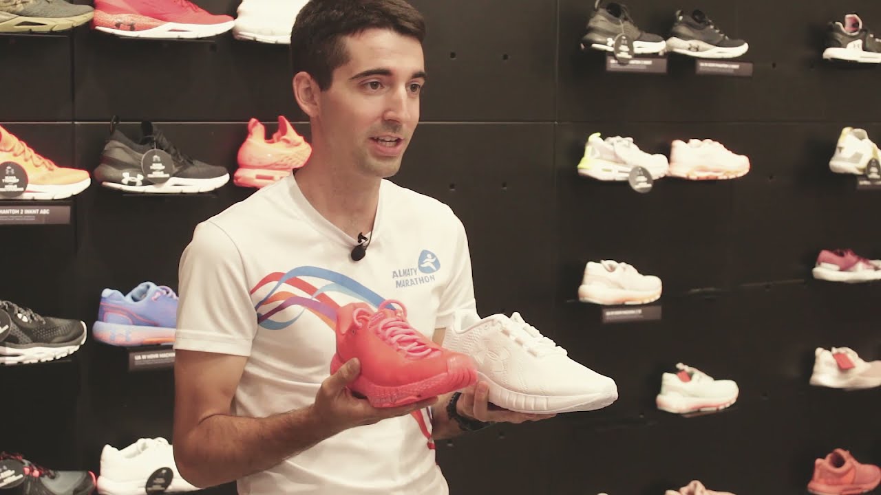 Обзор беговых кроссовок Under Armour