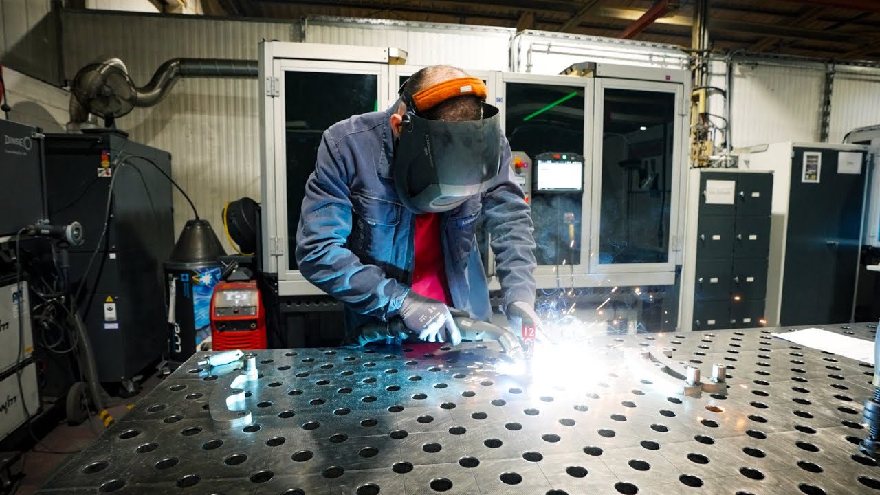 Werde Cobot-Schweißer bei GRIMME 🦾⚡