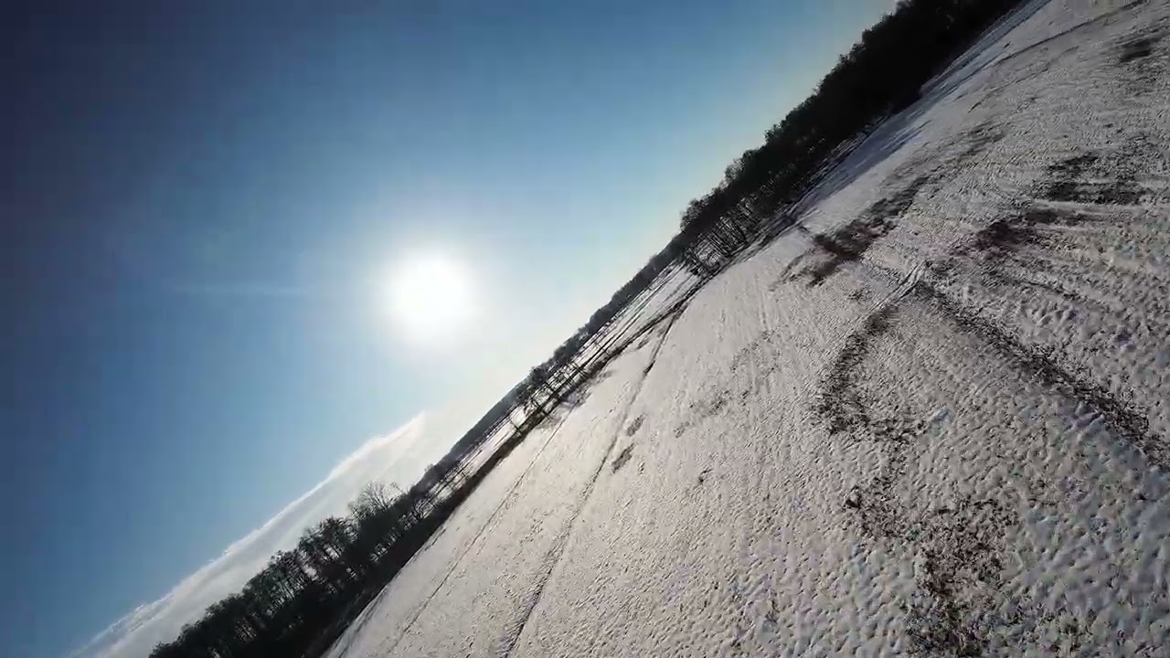 ZMO VTOL über die Wiesen Airunit 4K 15 1 2026