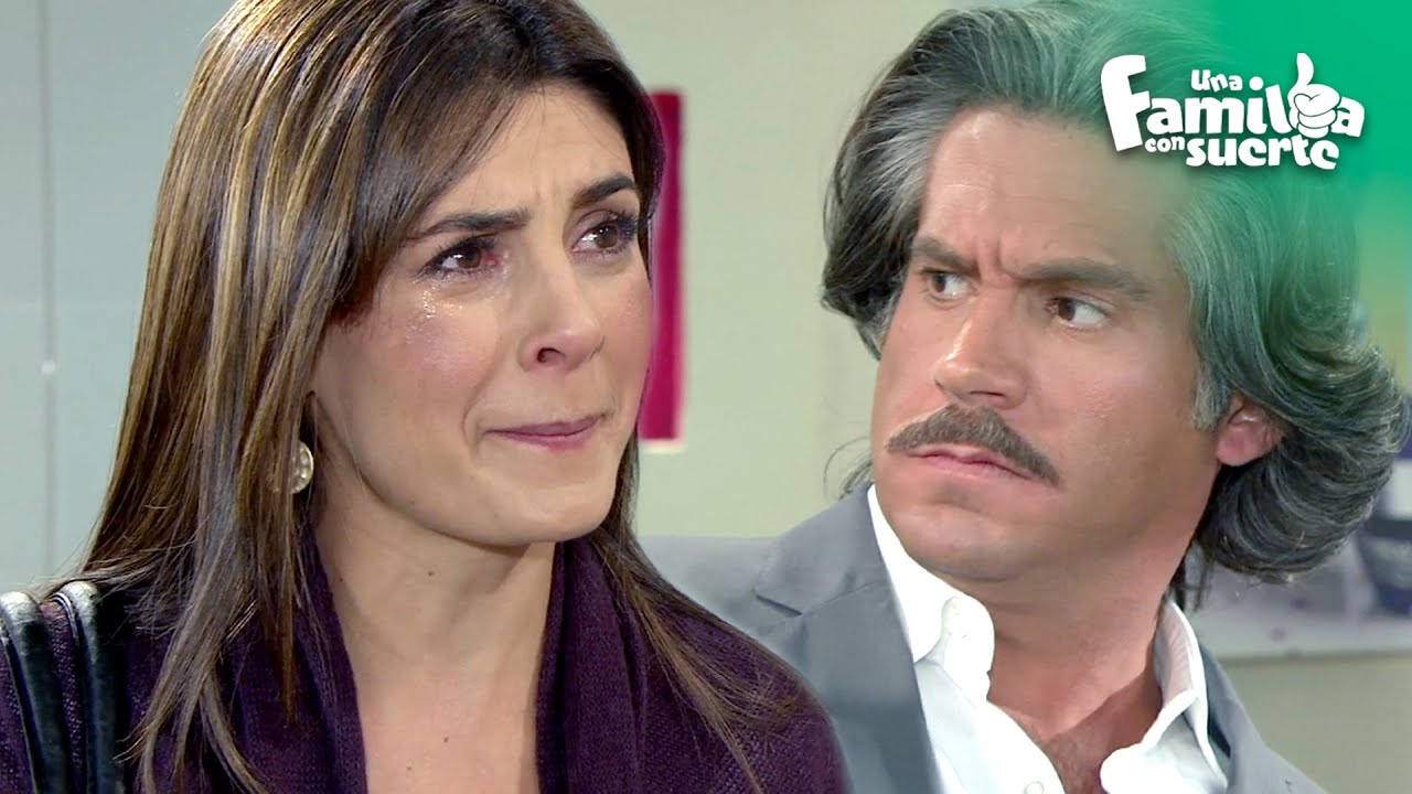 Rebeca cree que Pancho la engaña con Isabella | Una familia con suerte | C-208 | tlnovelas