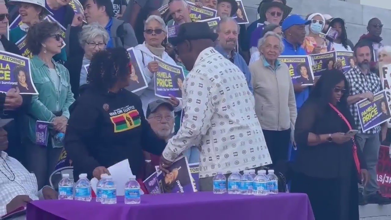 Supporters hold rally in Oakland for DA Pamela Price