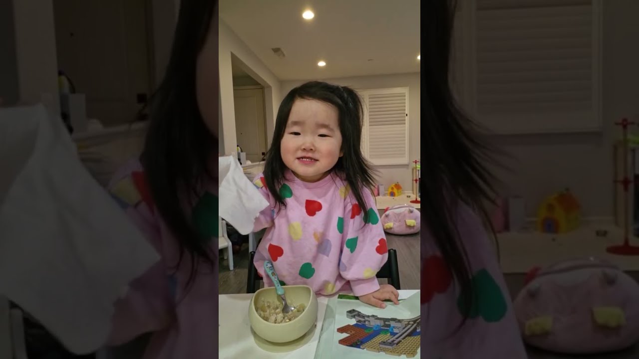 Aria’s Cute Dinner Time 💕 LIVE