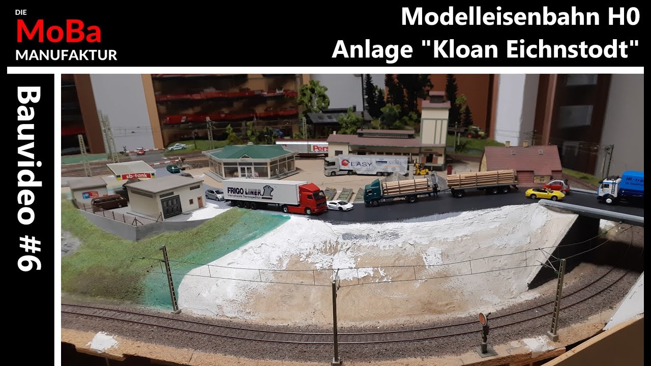 Modelleisenbahn H0 - WIR BAUEN rund ums Gewerbegebiet - Ladegleis Strasse Bau Roco Anlage