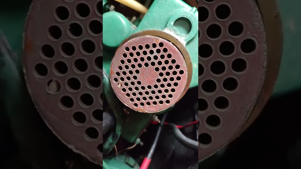 Volvo penta MD 2040 D, Motor bakımı (Radyatör ve egzoz )