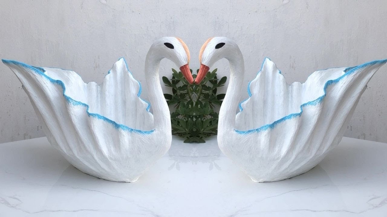 Unique Design Swan-Shaped Pot Made From Fabric And Cement