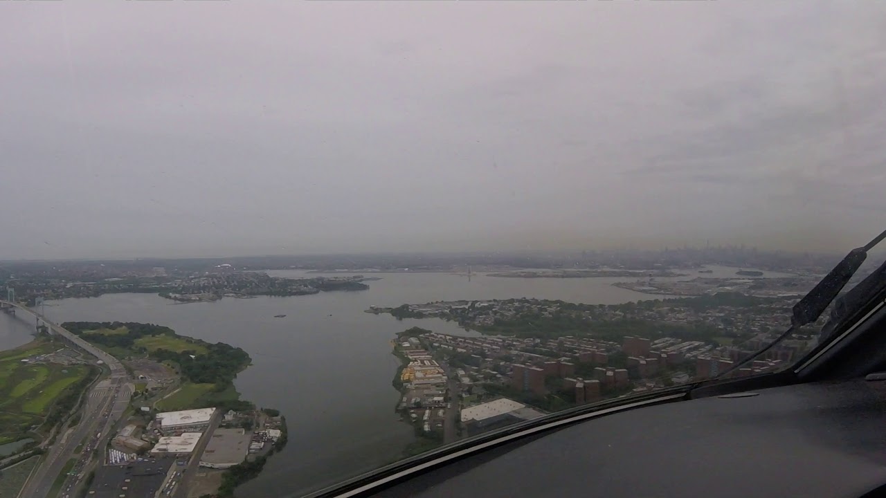 Landing At LaGuardia Cockpit View