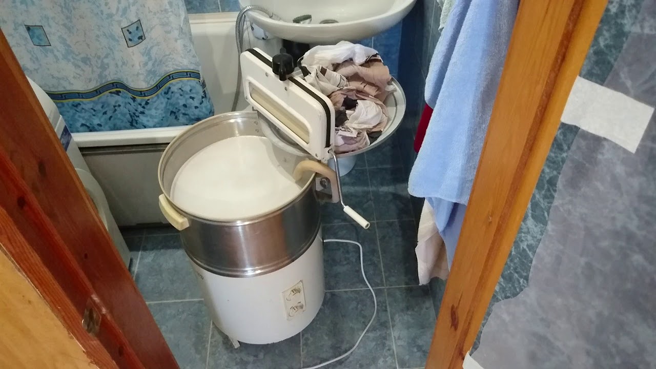 Стирка с помощью стиральной машины 