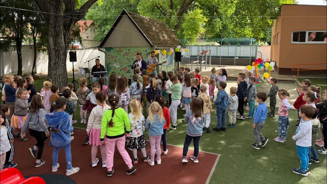 FisiMackó gyerekműsor - elveszett Varázshangok