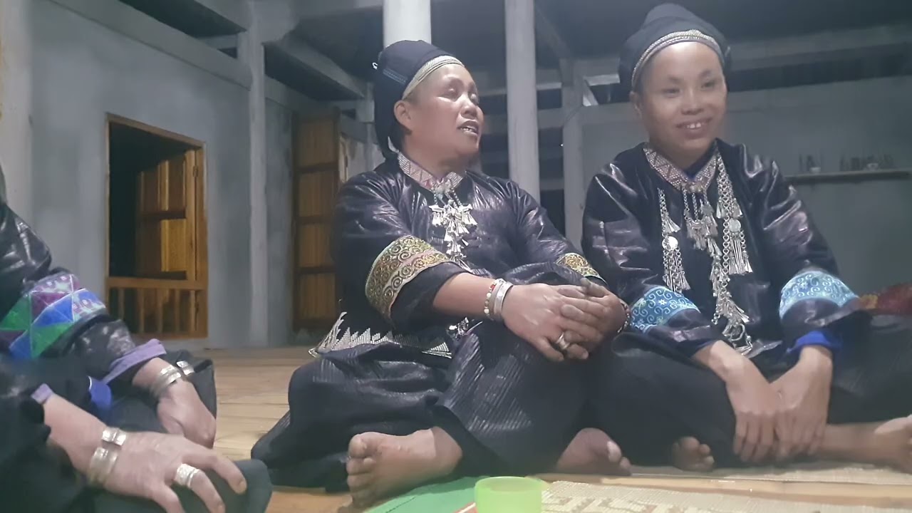 hát nùng lấn tảy lồ
