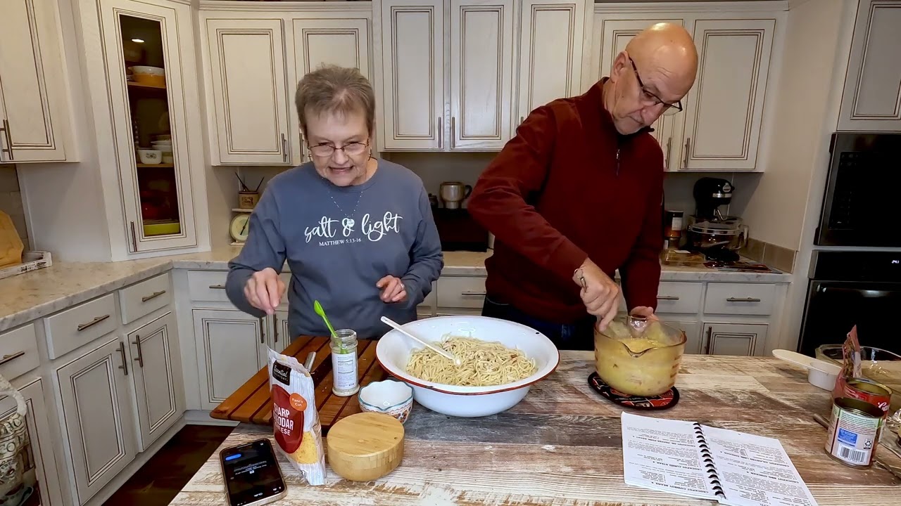 Crack Chicken Spaghetti | Men helping in the kitchen | Easy Dinner Idea to feed lots of people