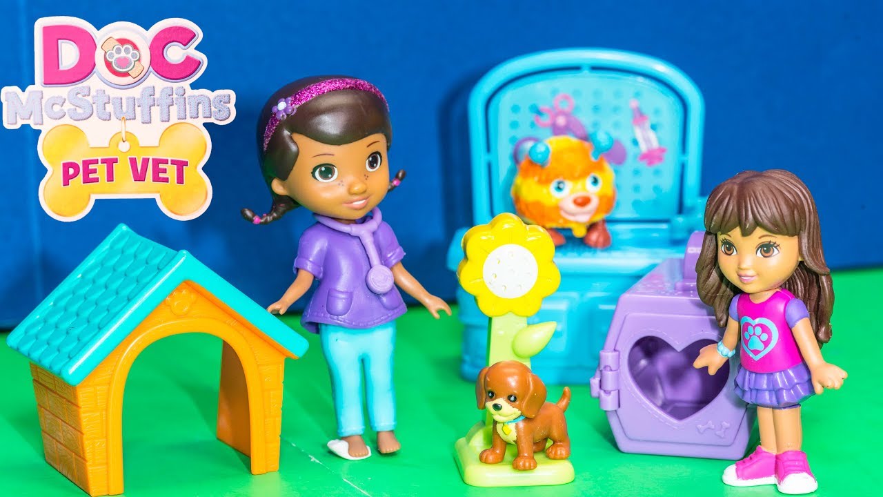 Doc McStuffins Clinic is Visited by Dora and Friends Puppy Toys