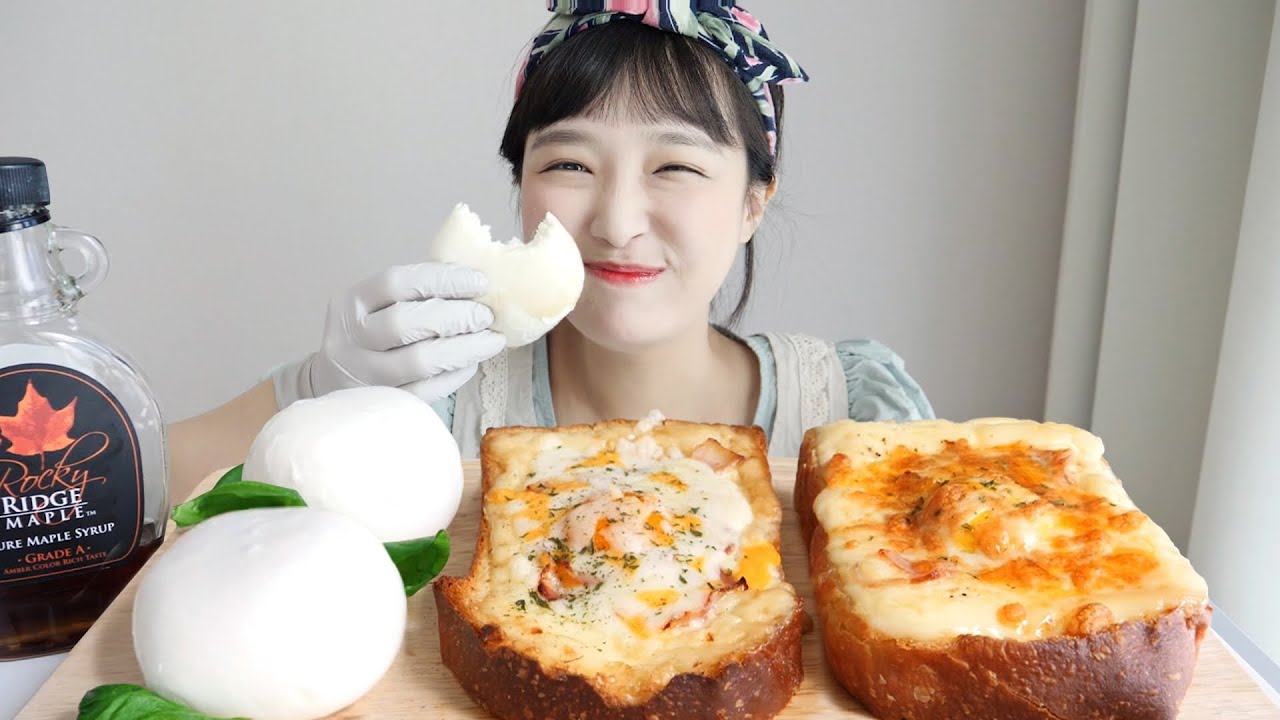 마약토스트와 생 모짜렐라 치즈 먹방 _ 4년전에 만들었던 초간단 토스트 만들기☁ :D