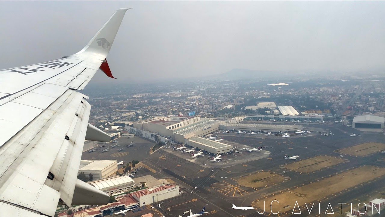 GO-AROUND in a 737 @ Mexico City Airport! | Aterrizaje Abortado en el AICM en un 737! [4K]