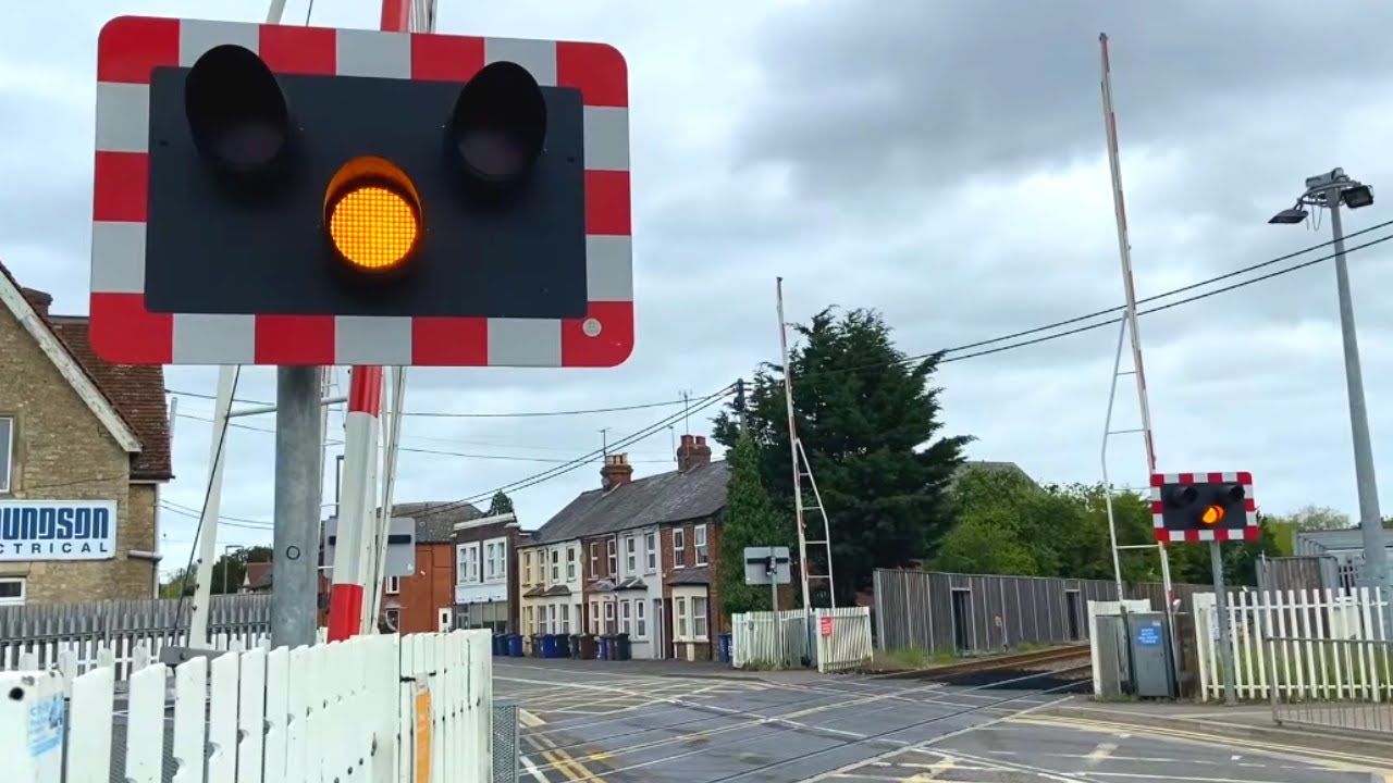 Bicester Level Crossing, Oxfordshire