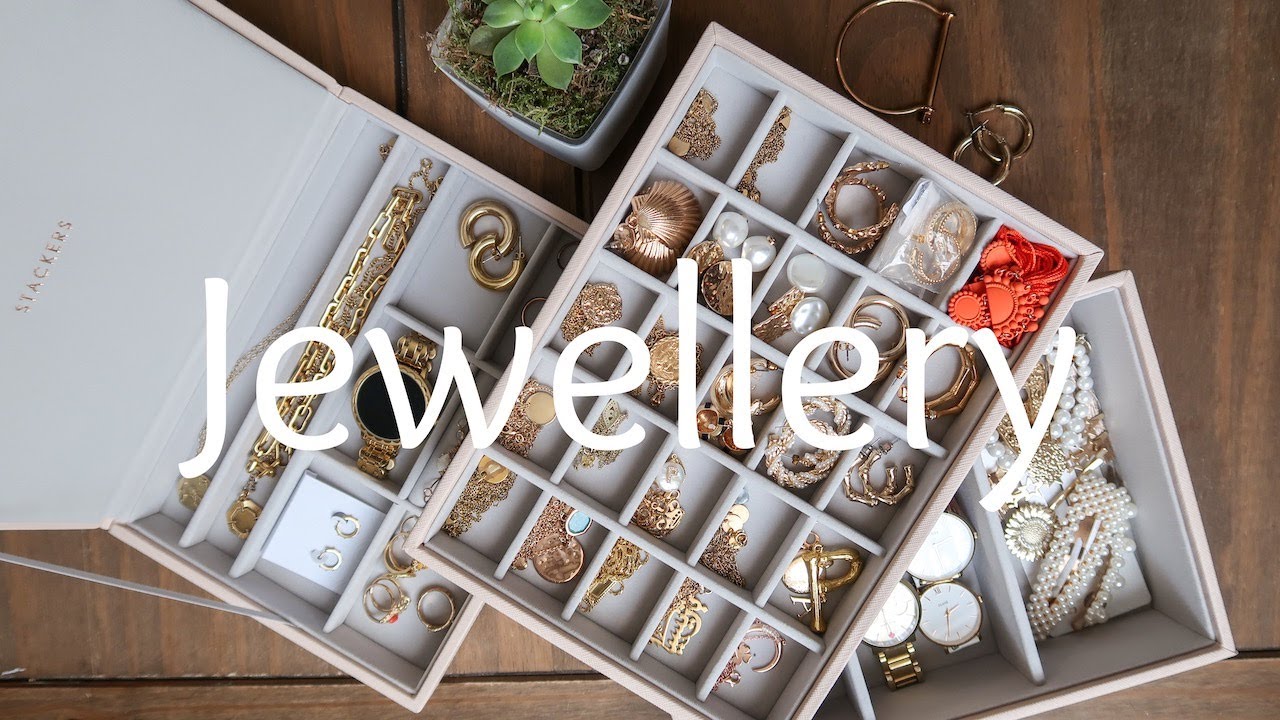 How I Organise My Jewellery Collection | Peexo
